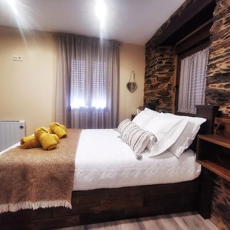Villa O Lar De Alba A Rúa Esterno foto