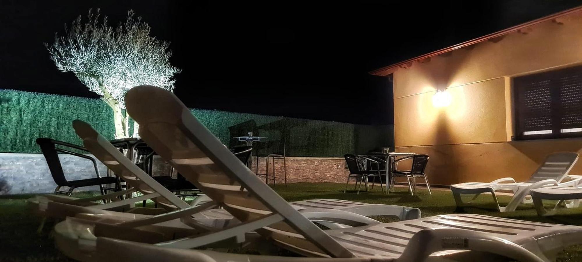 Villa O Lar De Alba A Rúa Esterno foto